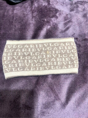 BVLGARI Cashmere head and ear warmer in tan & Cream Like New